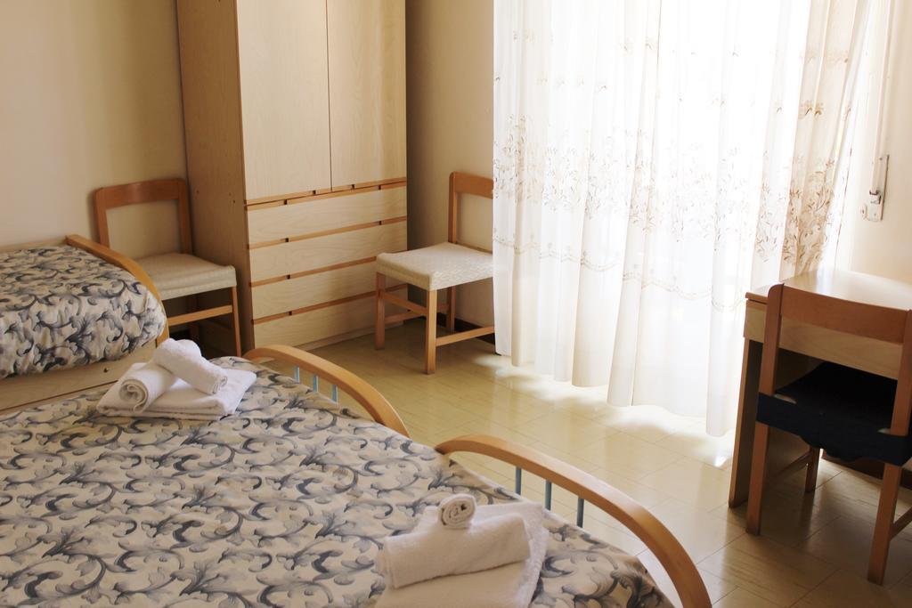 سينِغاليا Hotel Hamburg المظهر الخارجي الصورة