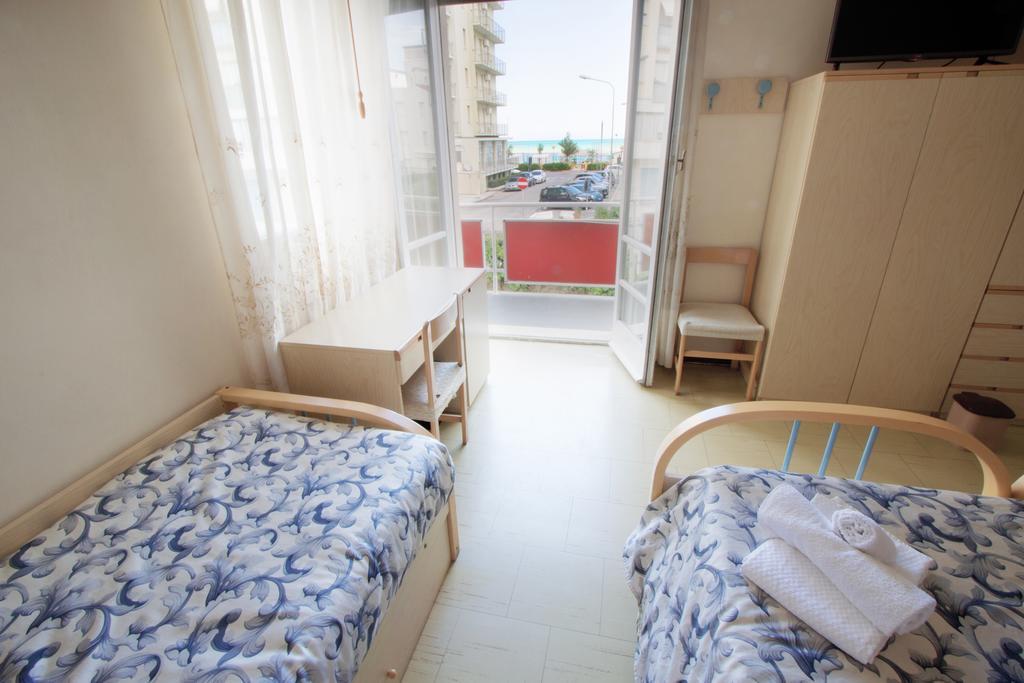 سينِغاليا Hotel Hamburg المظهر الخارجي الصورة