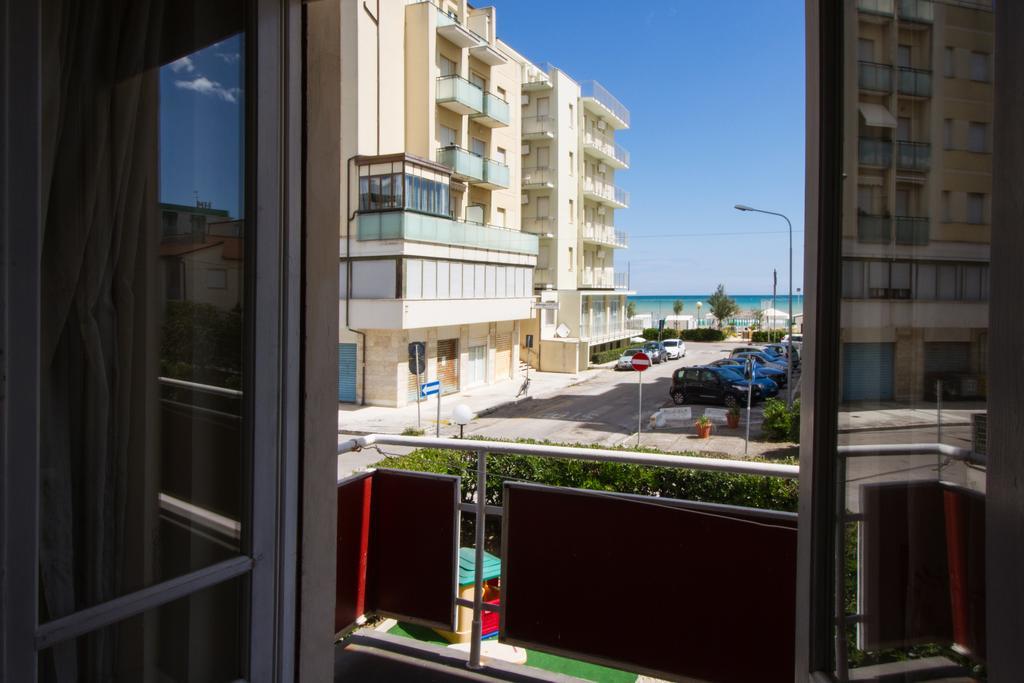سينِغاليا Hotel Hamburg المظهر الخارجي الصورة