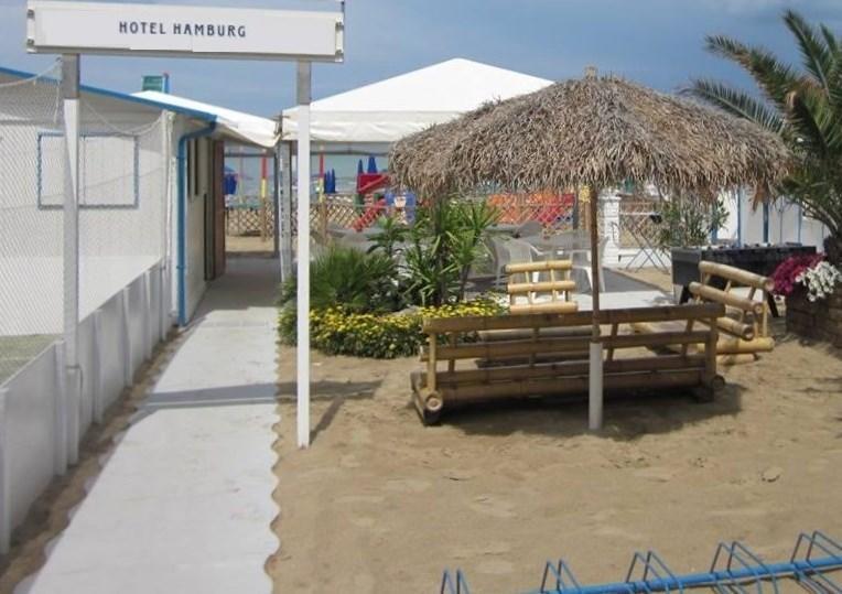 سينِغاليا Hotel Hamburg المظهر الخارجي الصورة